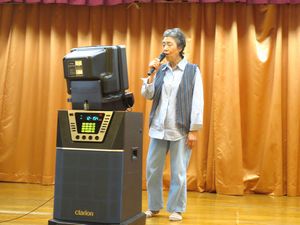 詩吟で鍛えた喉で♪