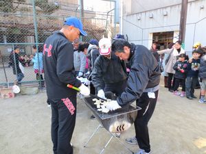 このへんの餅は、もうやけとうごたあばい!