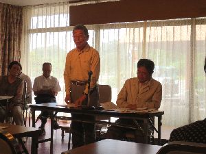 新旧会長紹介 お疲れさまでした