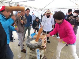 小学校、校長先生も!